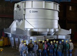 3860 CU FT Charge Bucket with Pallet Carrier